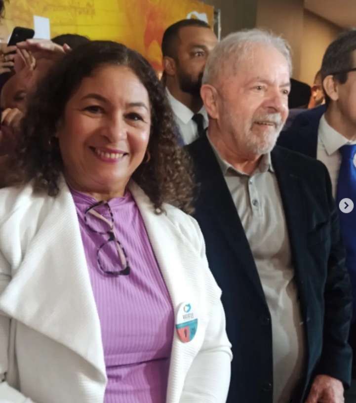 Dra. Enilde com o Presidente Lula em encontro político oficial